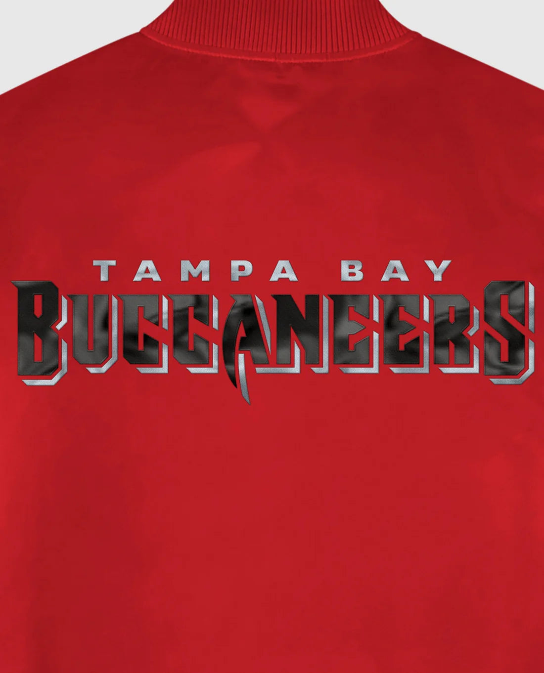 Chaqueta Varsity de los Tampa Bay Buccaneers en Satén con Botones de Presión